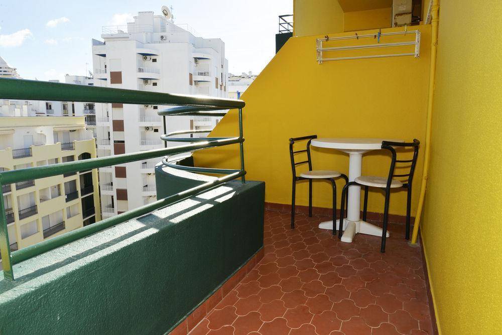 Apartamentos Turisticos Lindomar 2