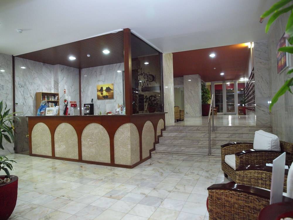Apartamentos Jardins da Rocha 2