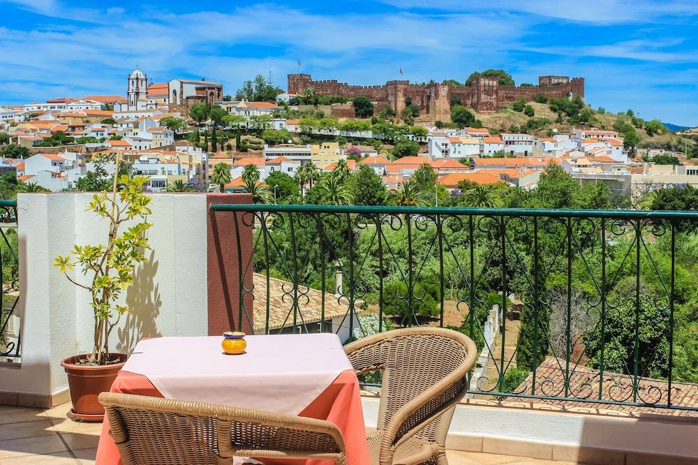 Hotel Colina Dos Mouros 1