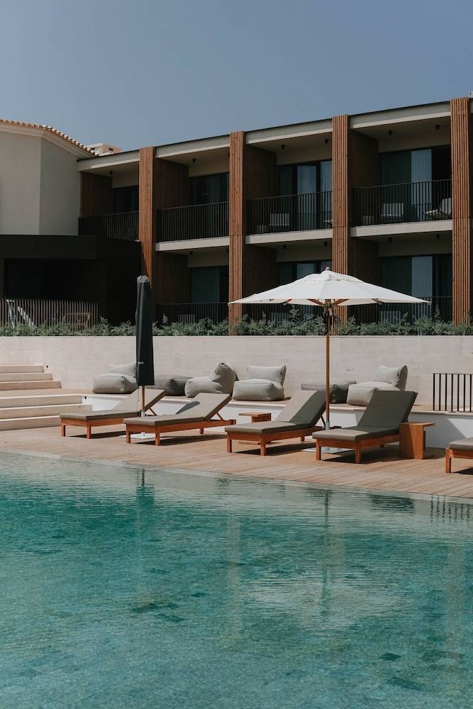 Aethos Hotel Ericeira 1