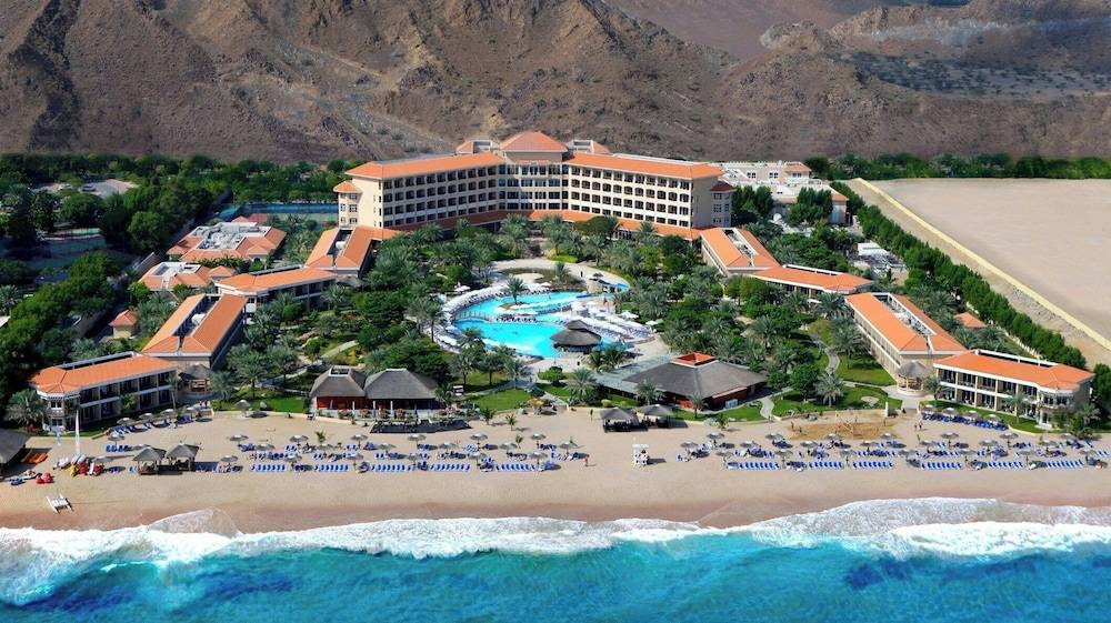 Fujairah Rotana Resort & Spa - Al Aqah Beach 1