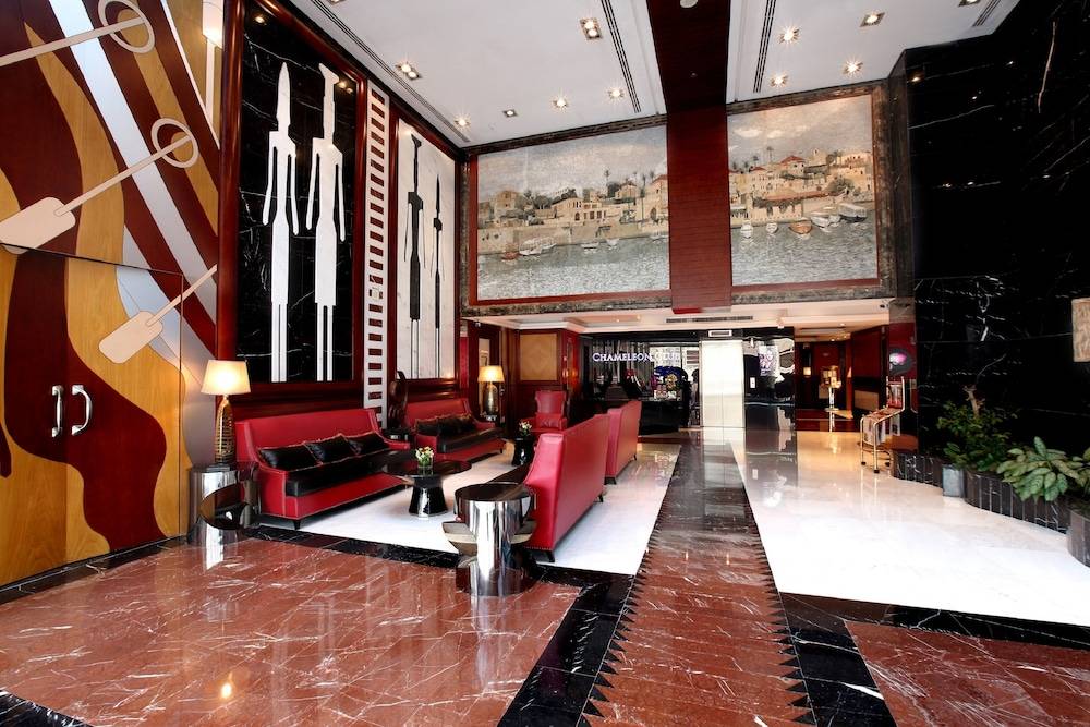Social Hotel 2
