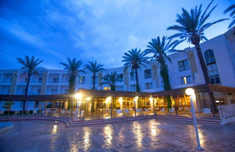 RUSPINA BEACH RESORT 1