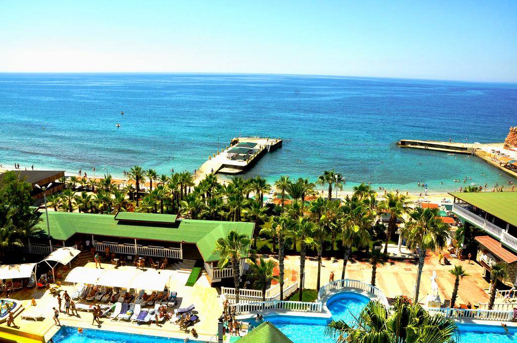 Seven Seas Palmeras Bay 2