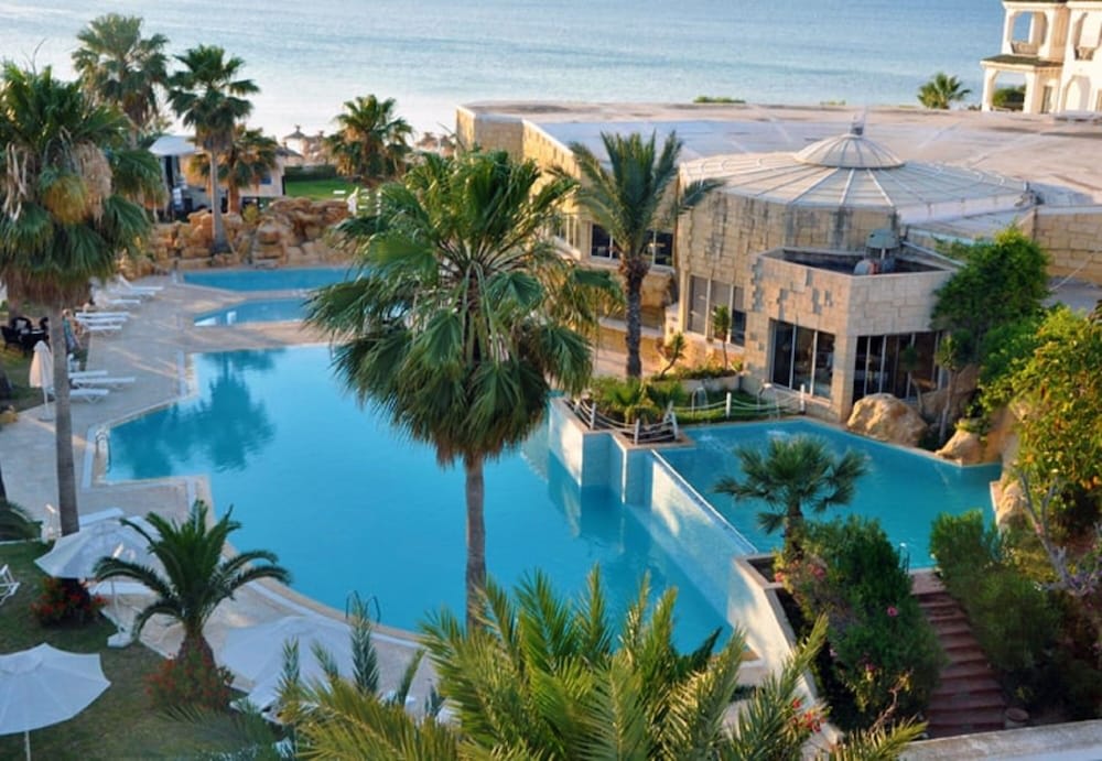 Palmyra Golden Beach Skanes 1