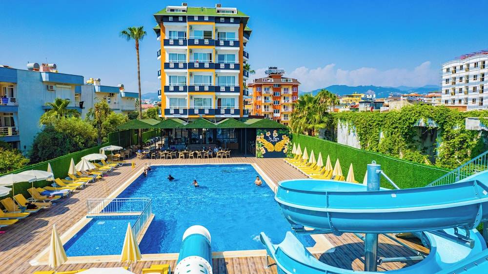 DE MARE FAMILY Hotel 1