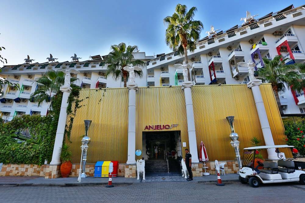 Club Hotel Anjeliq 2