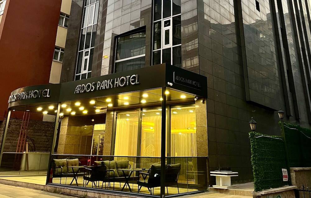 ARDOS PARK HOTEL 1