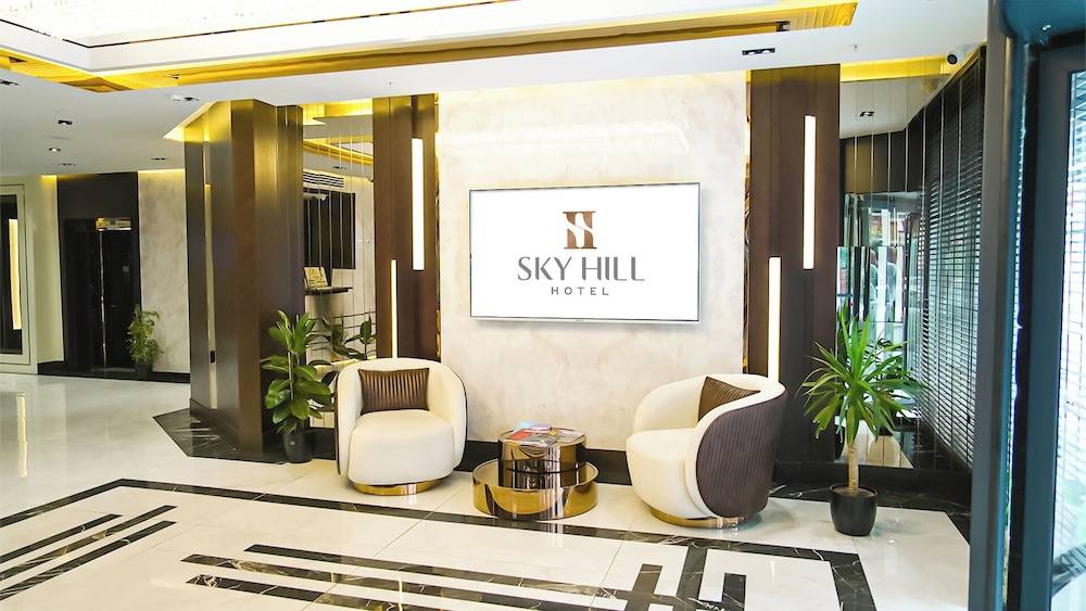 Sky Hill Hotel 2