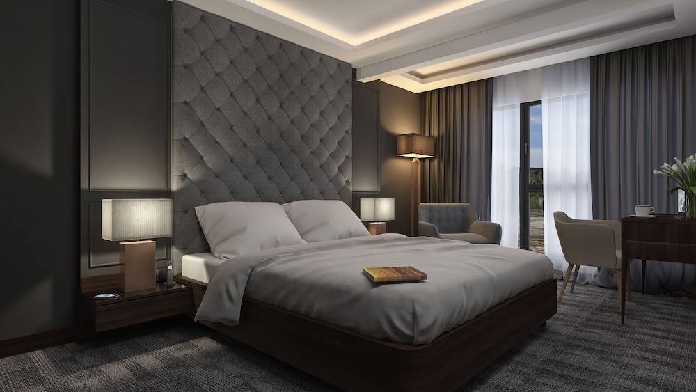 New Gate Hotel 1