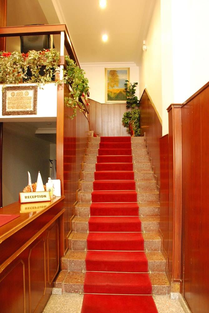 Hotel Mithat 2
