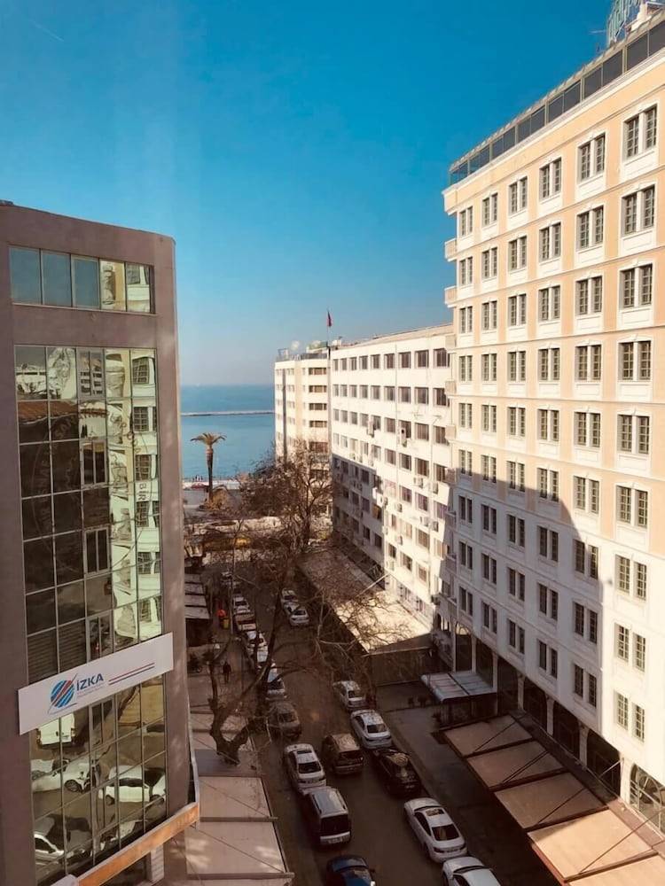 Elite Residence Alsancak 1