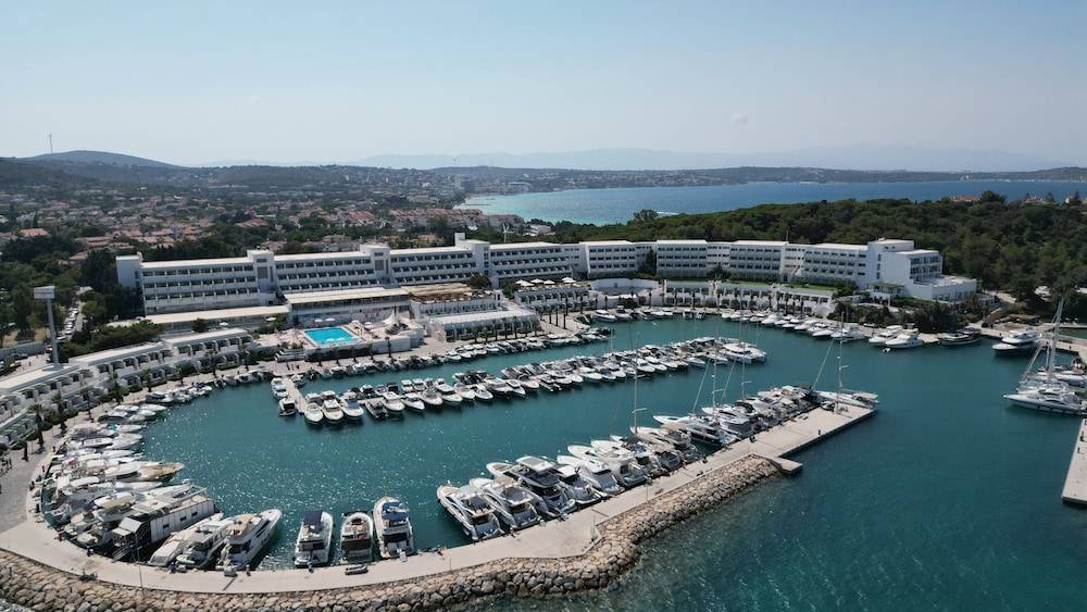 Altin Yunus Hotel & SPA - Çeşme 1