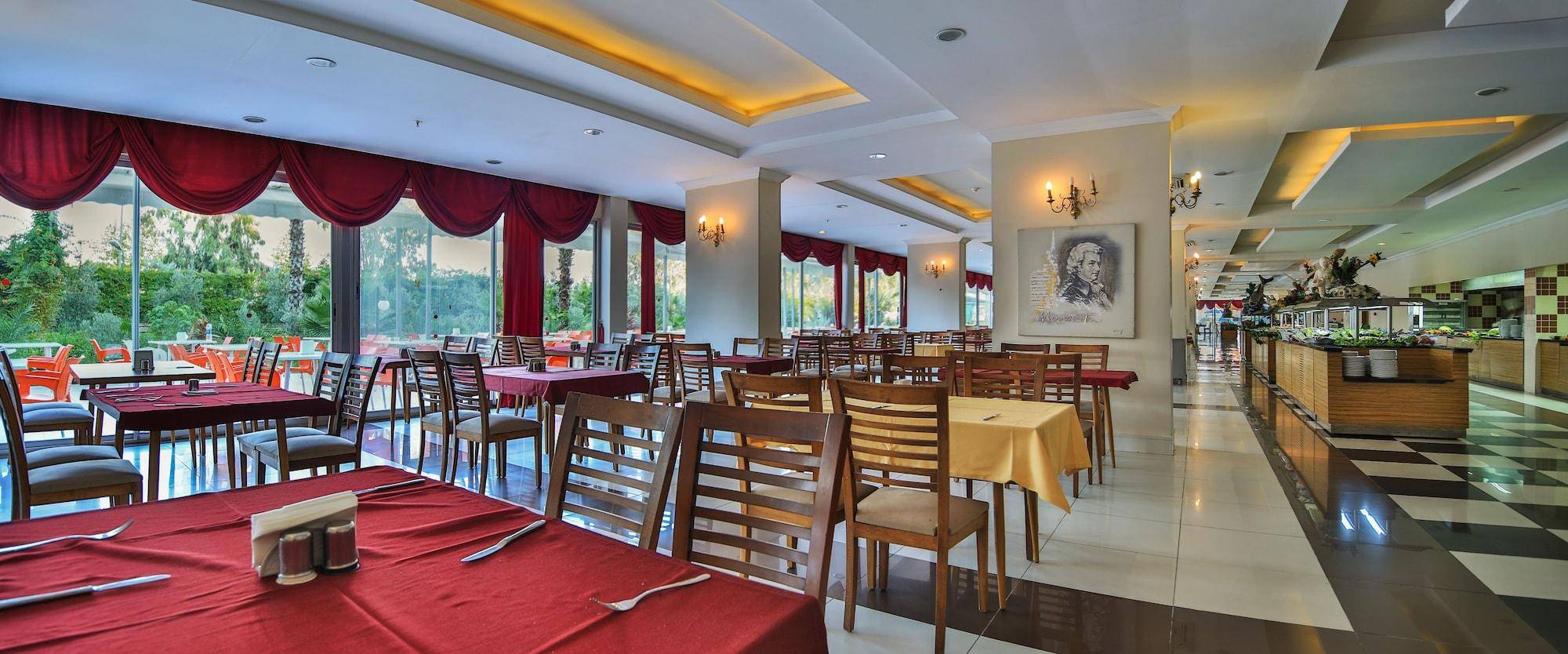 Hedef Beach Resort 2