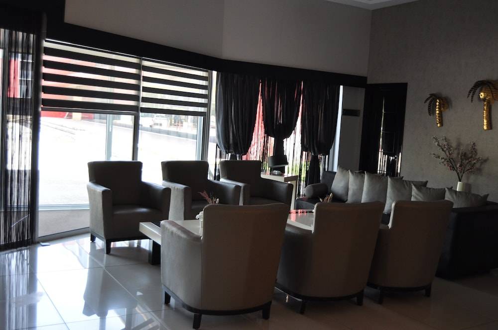 Orty Airport Hotel 2
