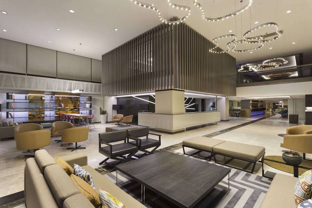 Ramada Hotel & Suites by Wyndham Izmir Kemalpasa 1