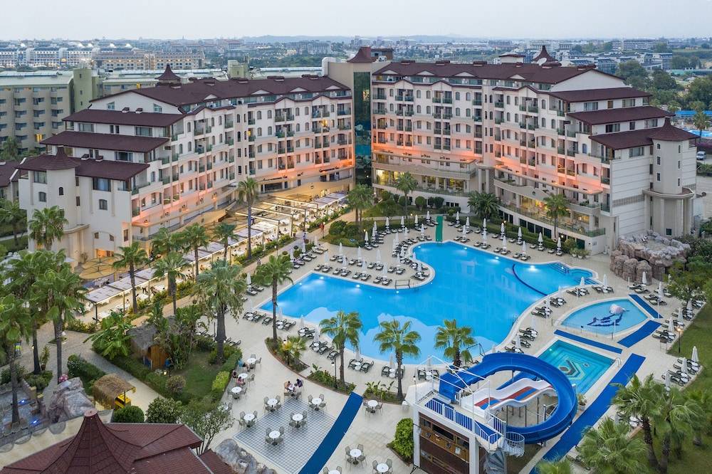 Bella Resort & Spa - All Inclusive 1