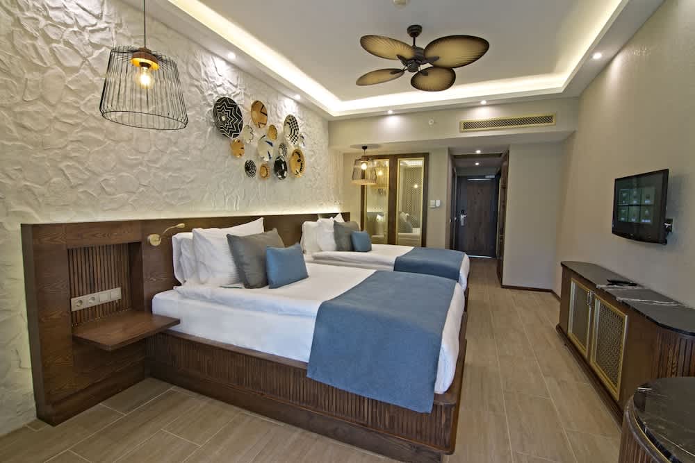 Rixos Sungate - The Land of Legends Access 2