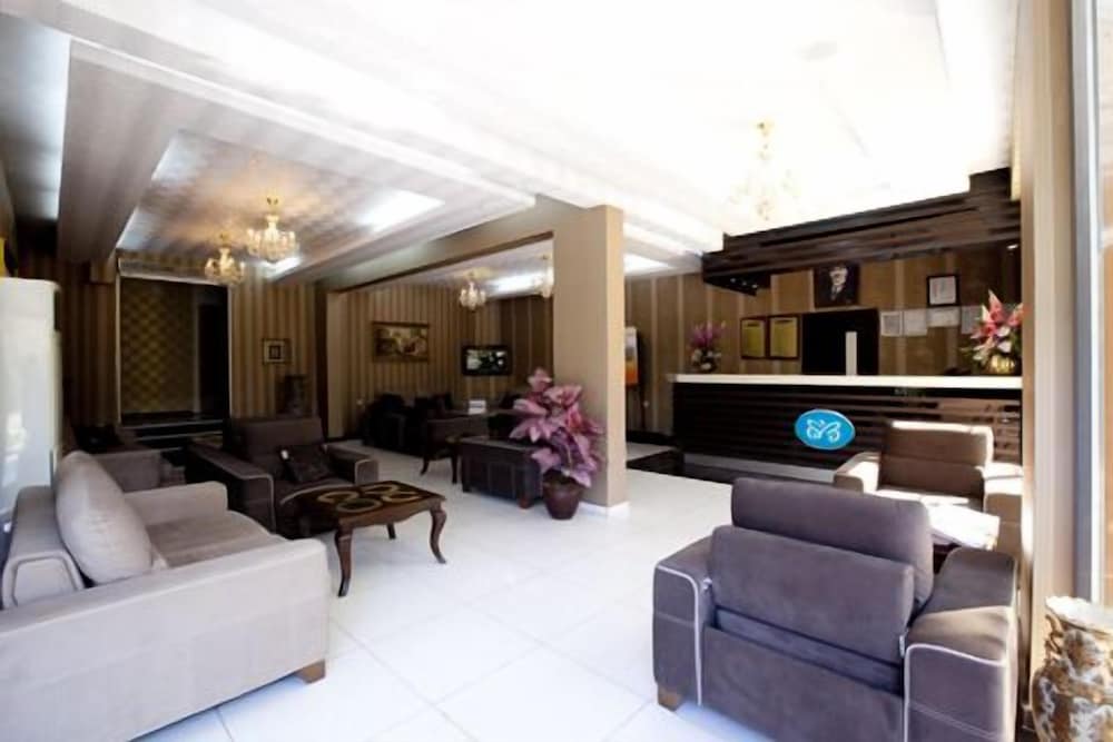 Aleria Belport Beach Hotel 2