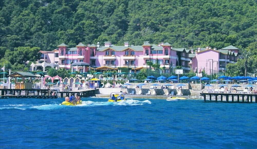Seagull Hotel 1