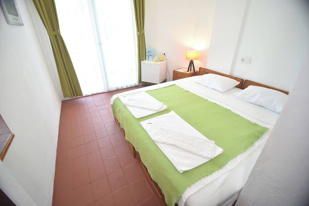 Caretta Caretta Hotel 2