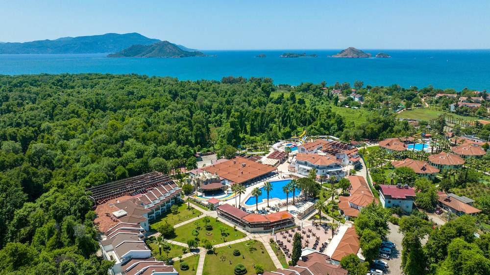 Lykia Botanika Beach & Fun Club 1