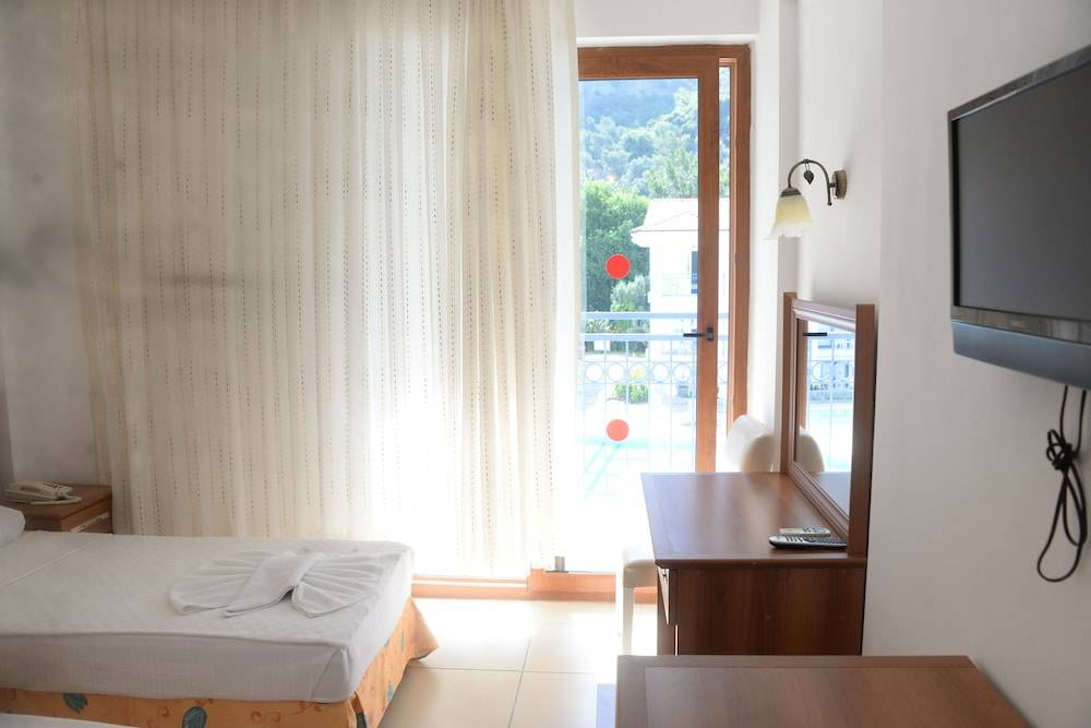 Belcekum Beach Hotel 2