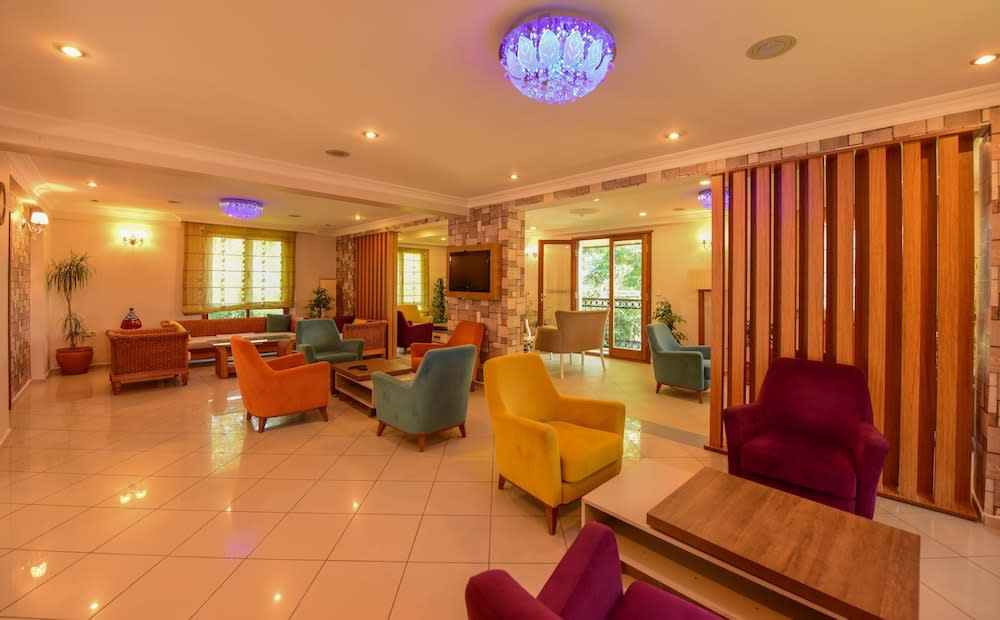 Perdikia Hill Hotel And Villas 2