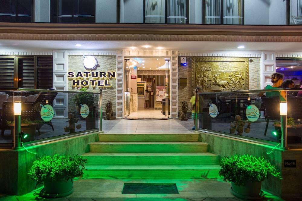Saturn Hotel 1