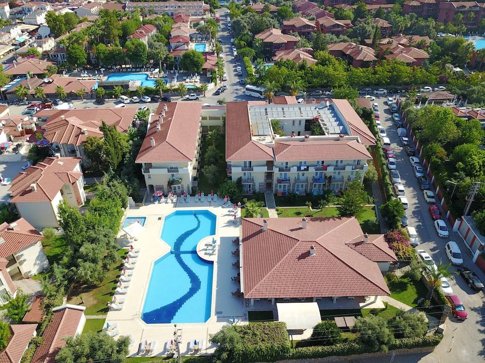 Mavruka Hotel 1