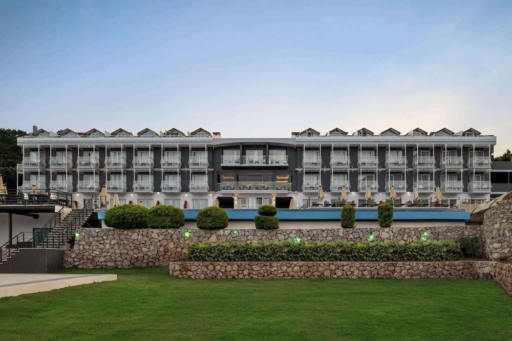 Ramada by Wyndham Fethiye Oludeniz 1