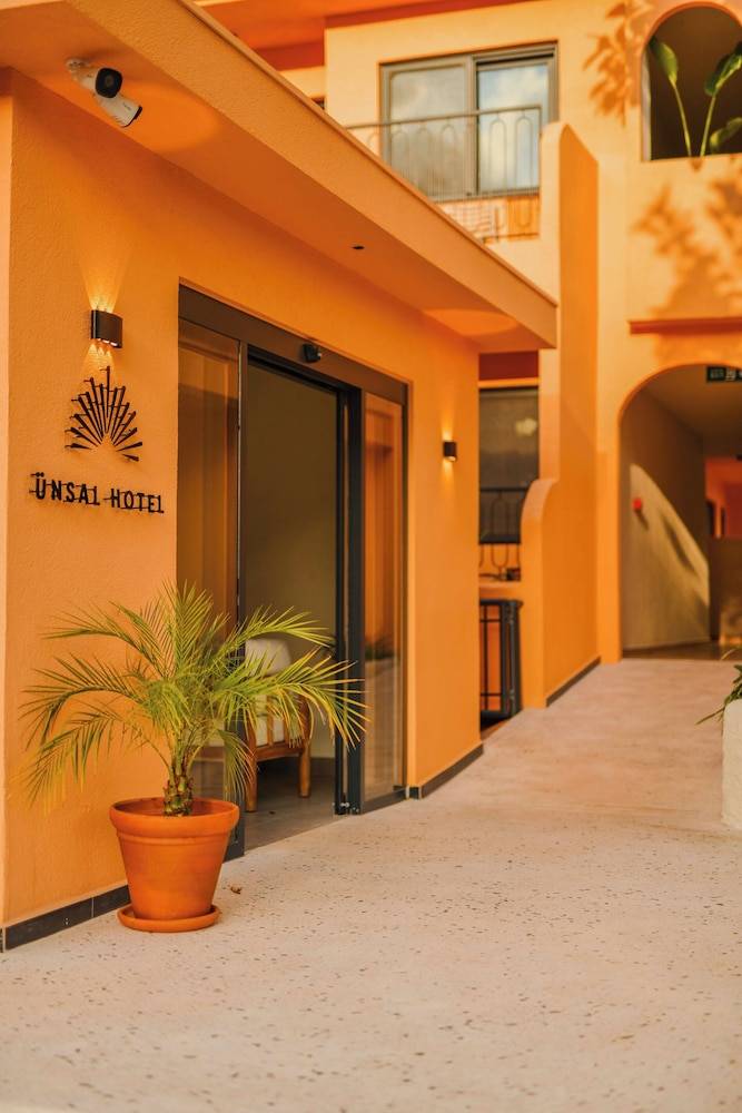 Unsal Hotel 2