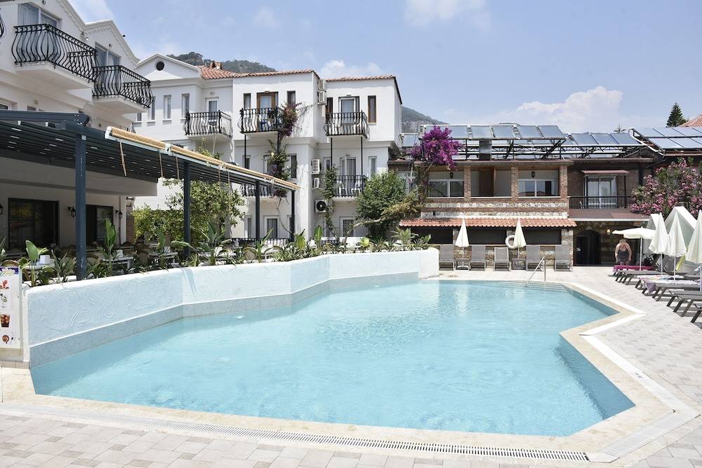 Magic Tulip Hotel 1