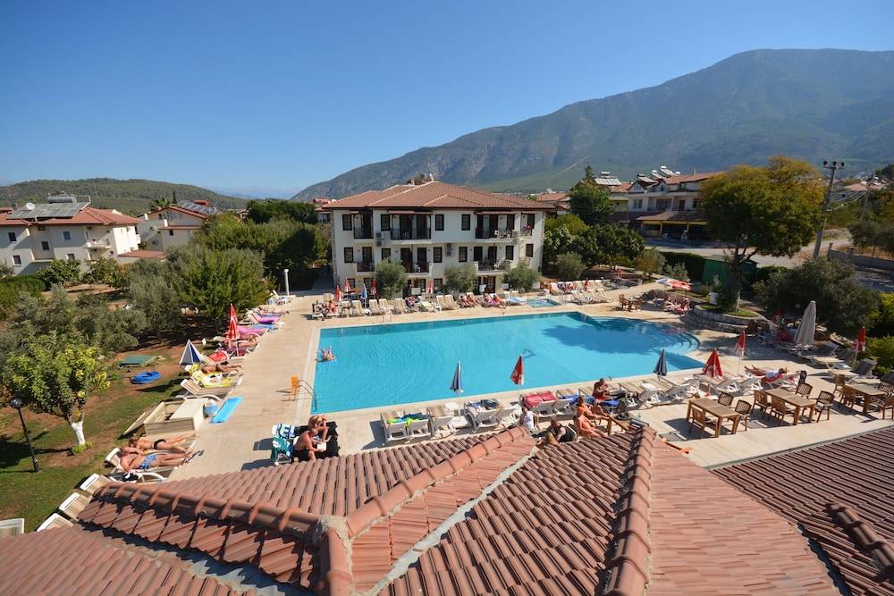 Saray Hotel 1