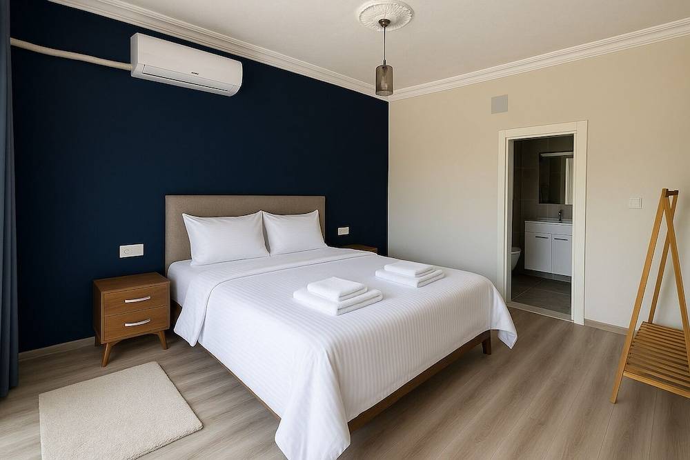 Airport Guest House 1