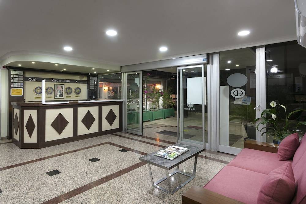 Lara Dinc Hotel 2
