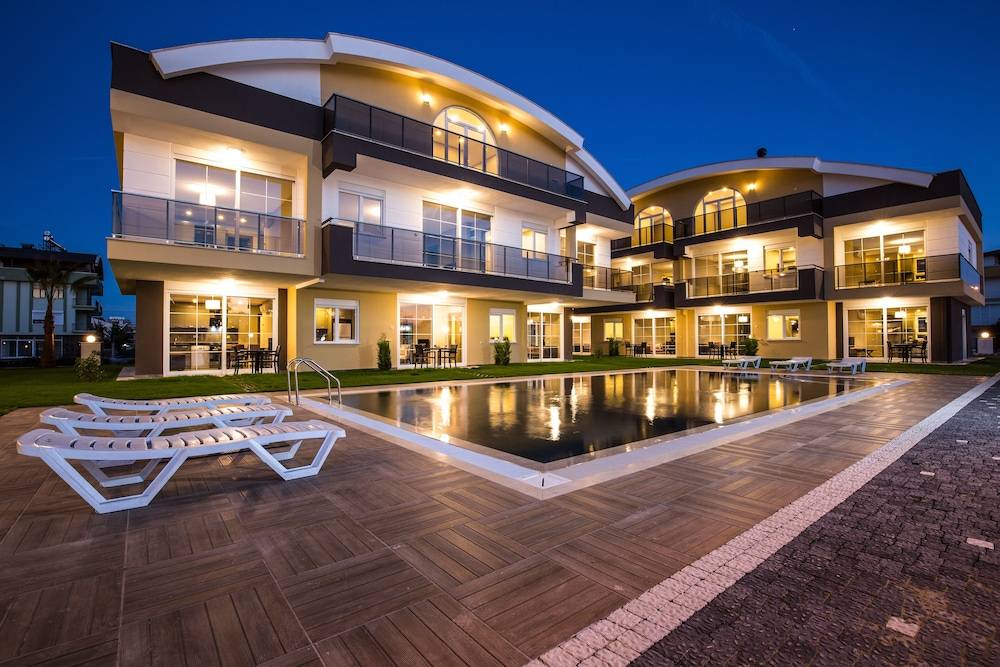 Lara Beach Homes 1