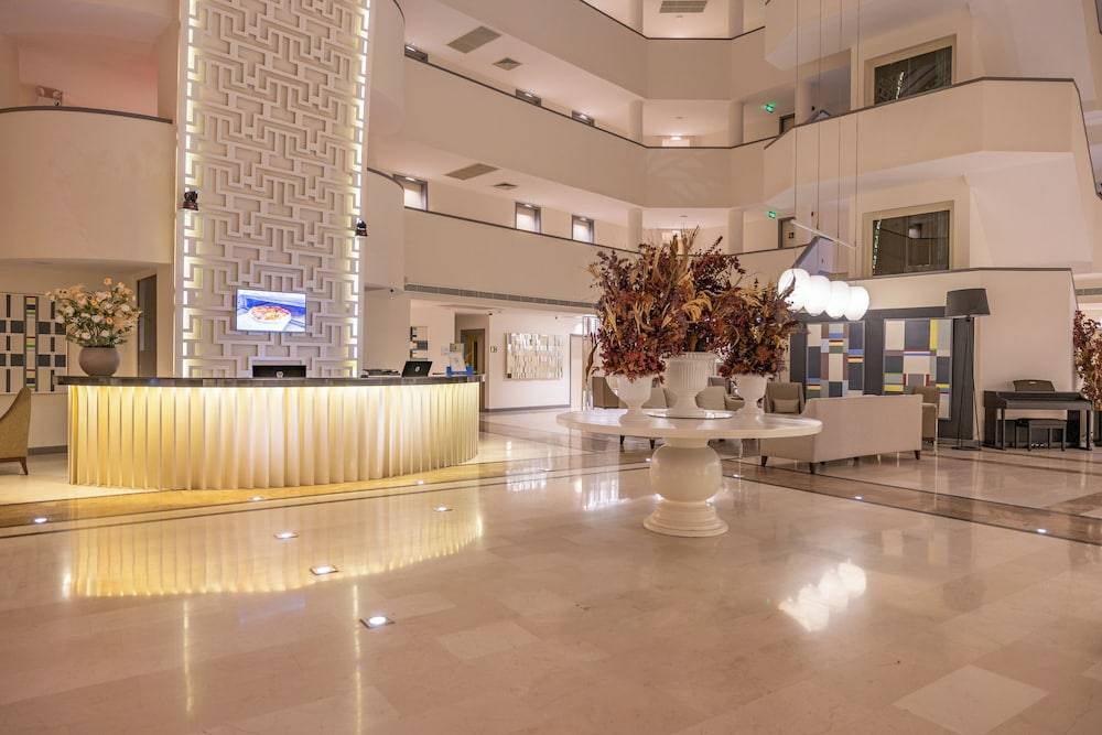 Sisus Marina Hotel 2
