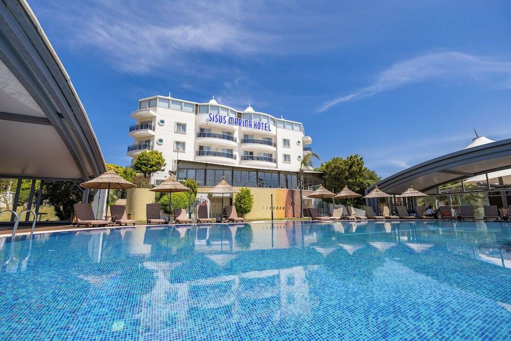 Sisus Marina Hotel 1