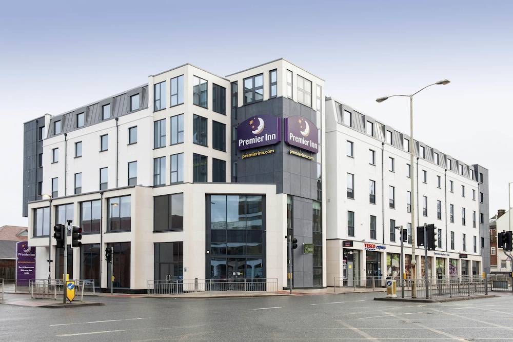 Premier Inn Canterbury City Centre 1