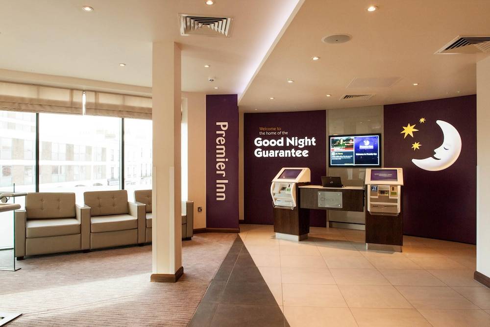 Premier Inn Canterbury City Centre 2
