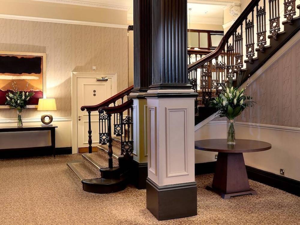 Macdonald New Blossoms Hotel, Chester 2