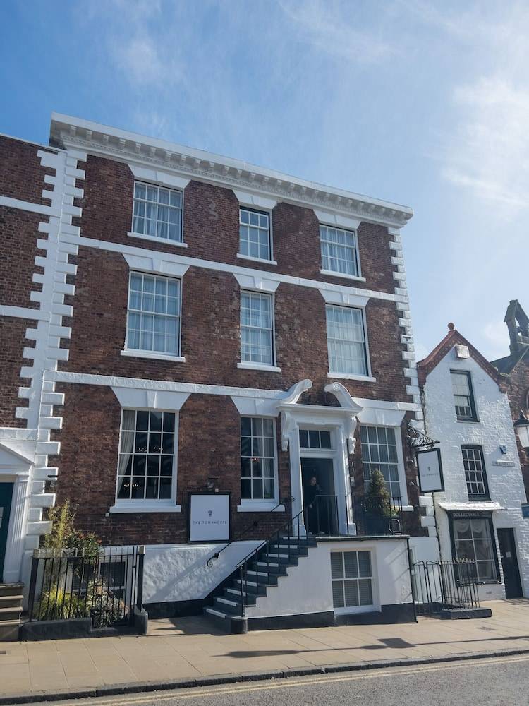 The Townhouse Chester 1