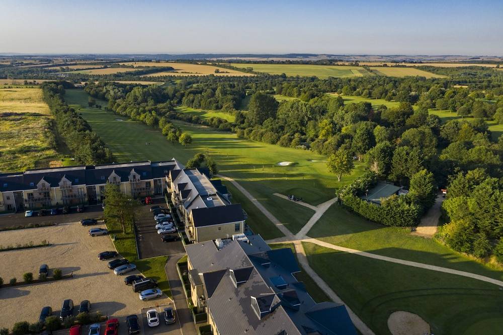 Cotswolds Hotel & Spa 1