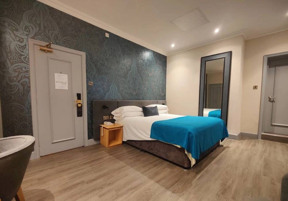 Brandon Hall Hotel & Spa Warwickshire 2