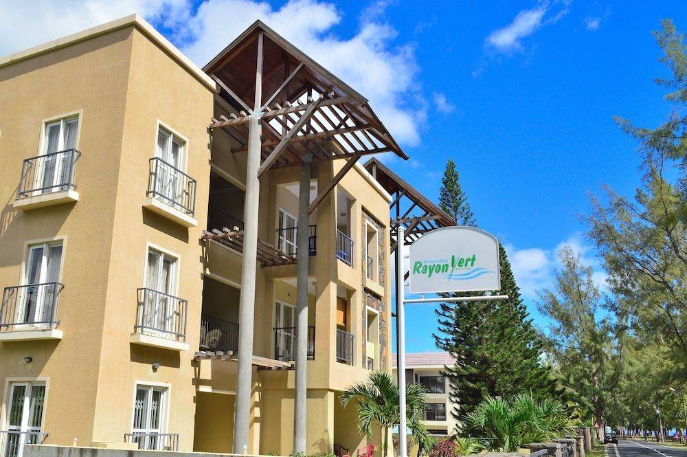 Paradya Beach Apartments 1