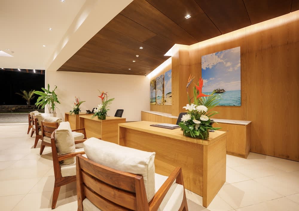 Ocean's Creek Beach Hotel 2