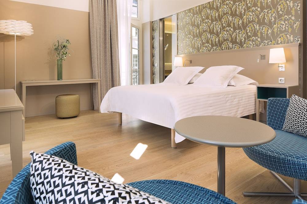 Oceania l'Hôtel de France Nantes 1