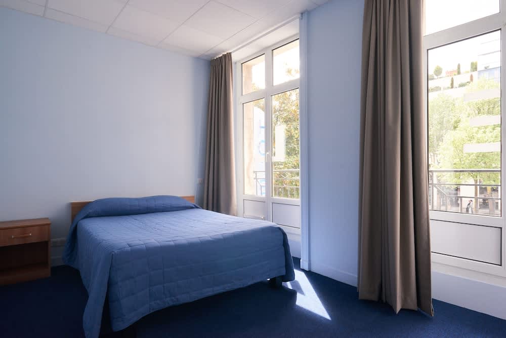 Hotel Le Petit Duquesne 1