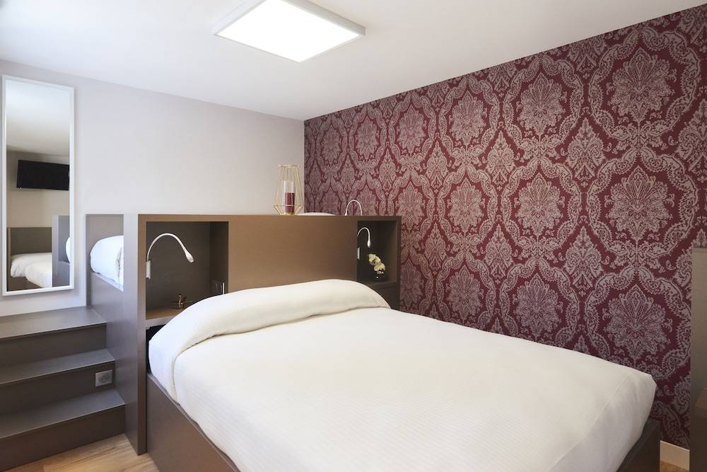 Logis Hôtel Duquesne 1